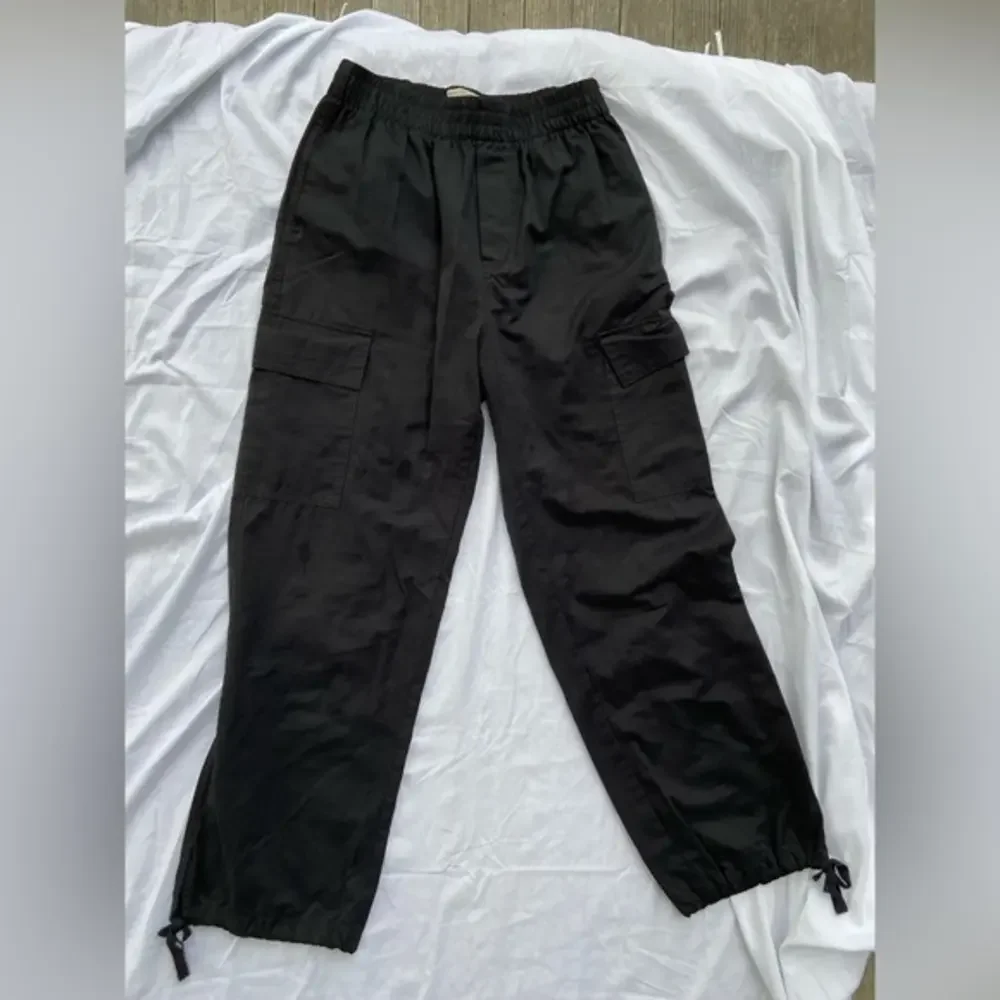Urban Outfitters lightweight fabric